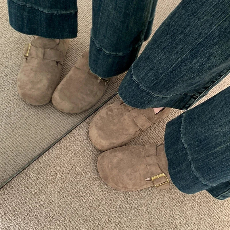 Women’s Shoes 2025 – Comfortable Barefoot Flats & Slip-On Moccasins