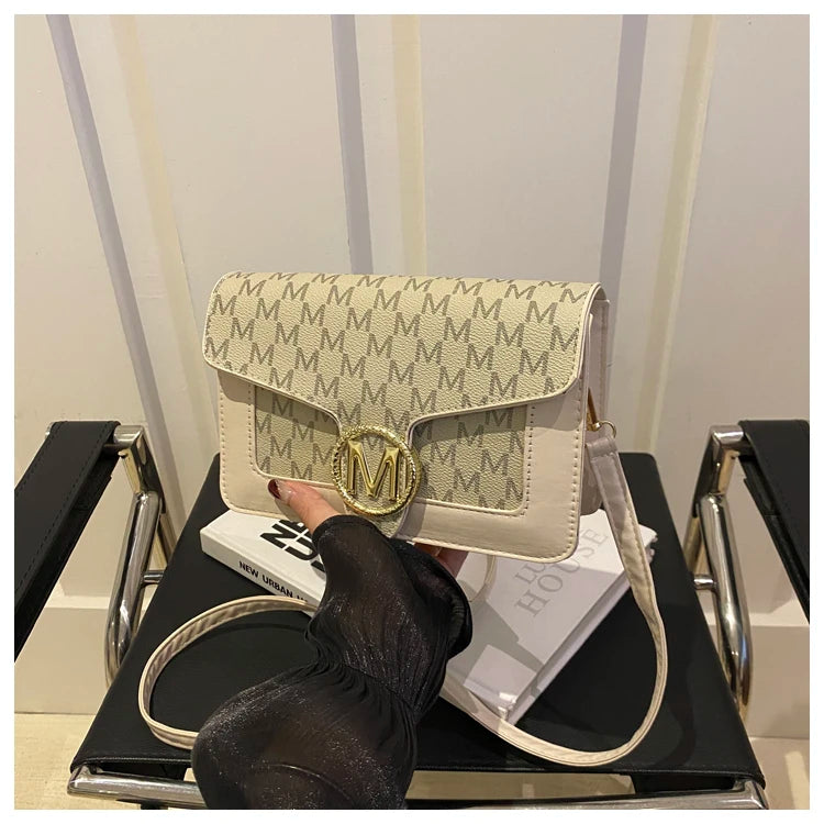 Sac à Main Femme Quotidien – Tote Élégant & Simple pour un Style Urbain