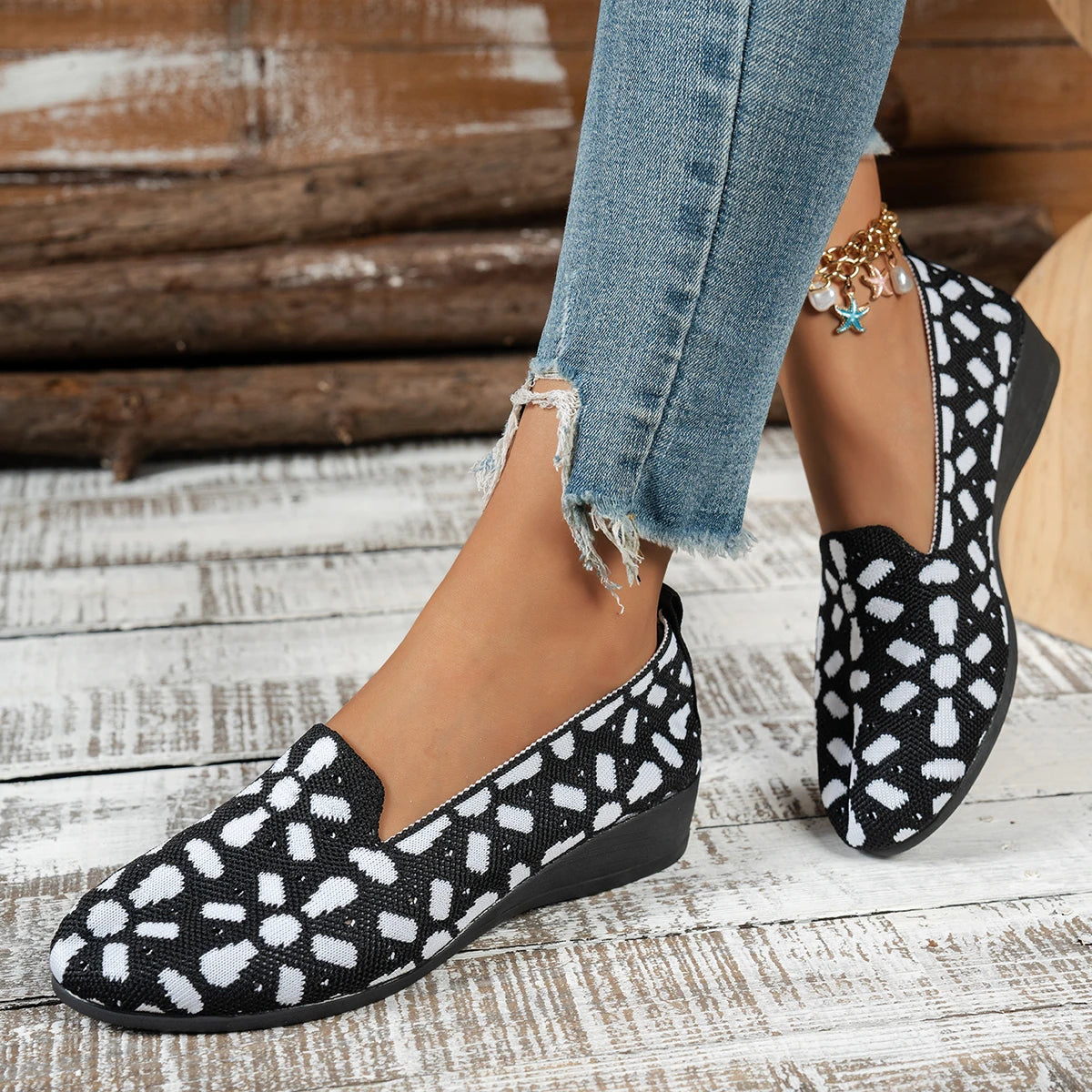 Women’s Pattern Flat Shoes – Comfortable Designer Footwear