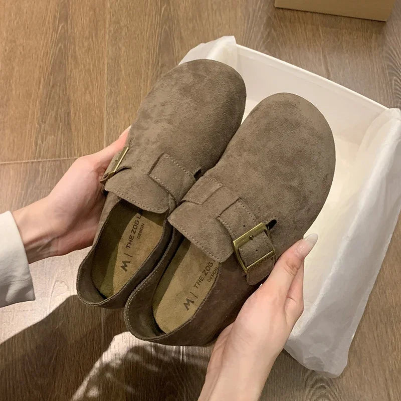 Women’s Shoes 2025 – Comfortable Barefoot Flats & Slip-On Moccasins