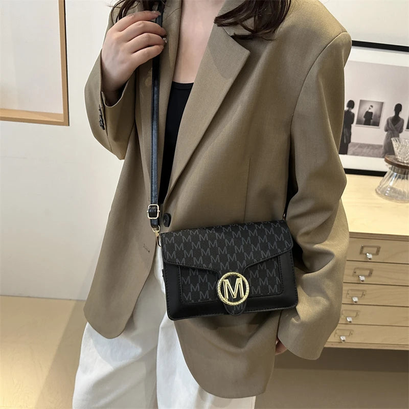 Sac à Main Femme Quotidien – Tote Élégant & Simple pour un Style Urbain