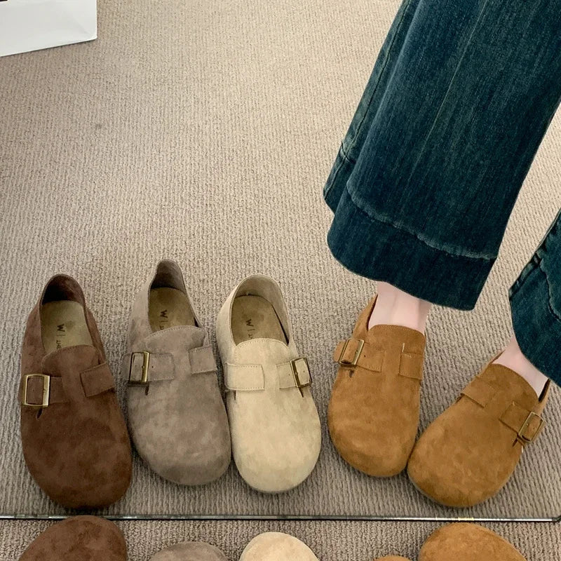 Women’s Shoes 2025 – Comfortable Barefoot Flats & Slip-On Moccasins